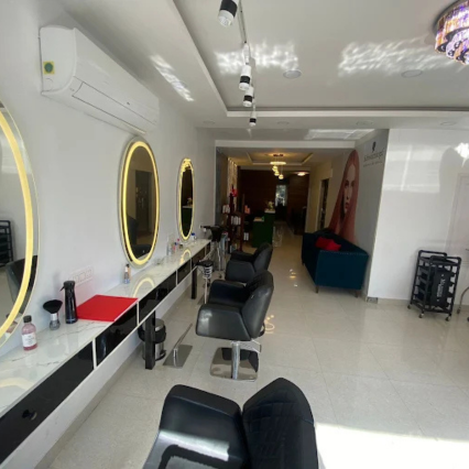 RUNWAY SALON DE PARIS