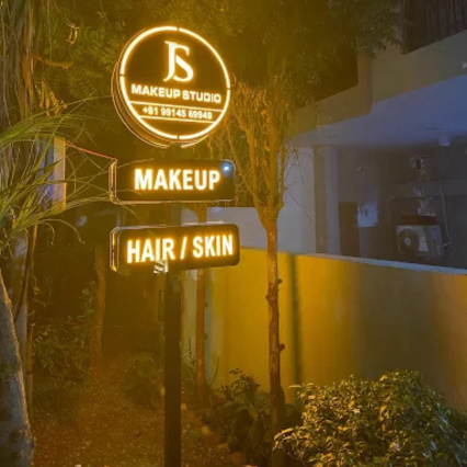 Js makeup studio