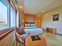 YOIS HOTEL